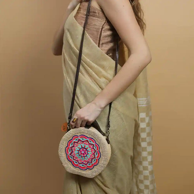 Jute Shopping Jute Bag Round Trendy Round Jute Sling Bag Off White