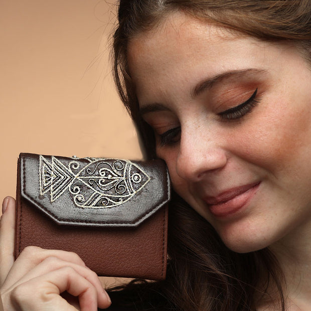 Matsya card holder by gonecase