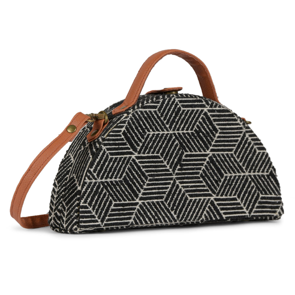 buy online hand crafted bags, hand crafted traveling bags, Azect hand crafted bags